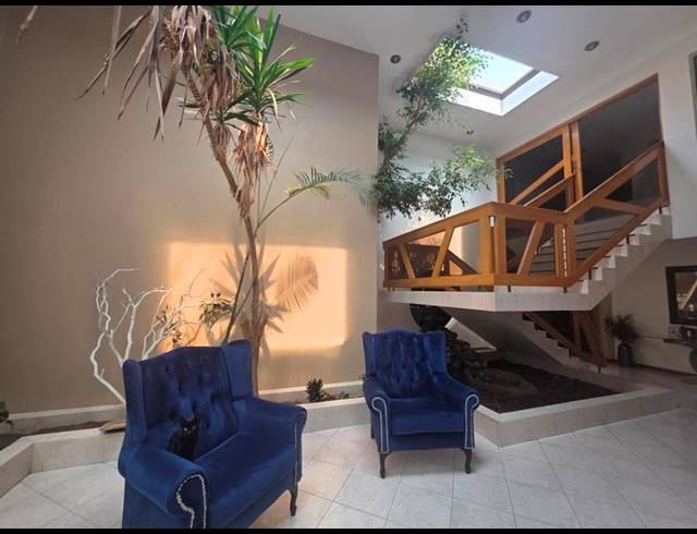 5 BEDROOM HOUSE FOR SALE IN SUNWARD PARK